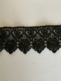 Kant zwart  6 cm    € 4,50 per meter
