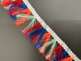 Franje  multi Color wit met rood, kobalt,groen,koraal    cm lang    € 2,50 per meter