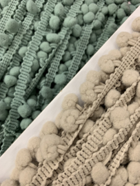 Bolletjes band klein  oud groen en beige  € 1,25  per meter
