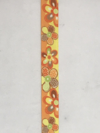 bloemetjes  oranje / geel 15 mm    € 2,25