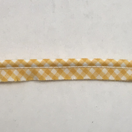 paspelband   geruit    € 1,75  per meter  geel