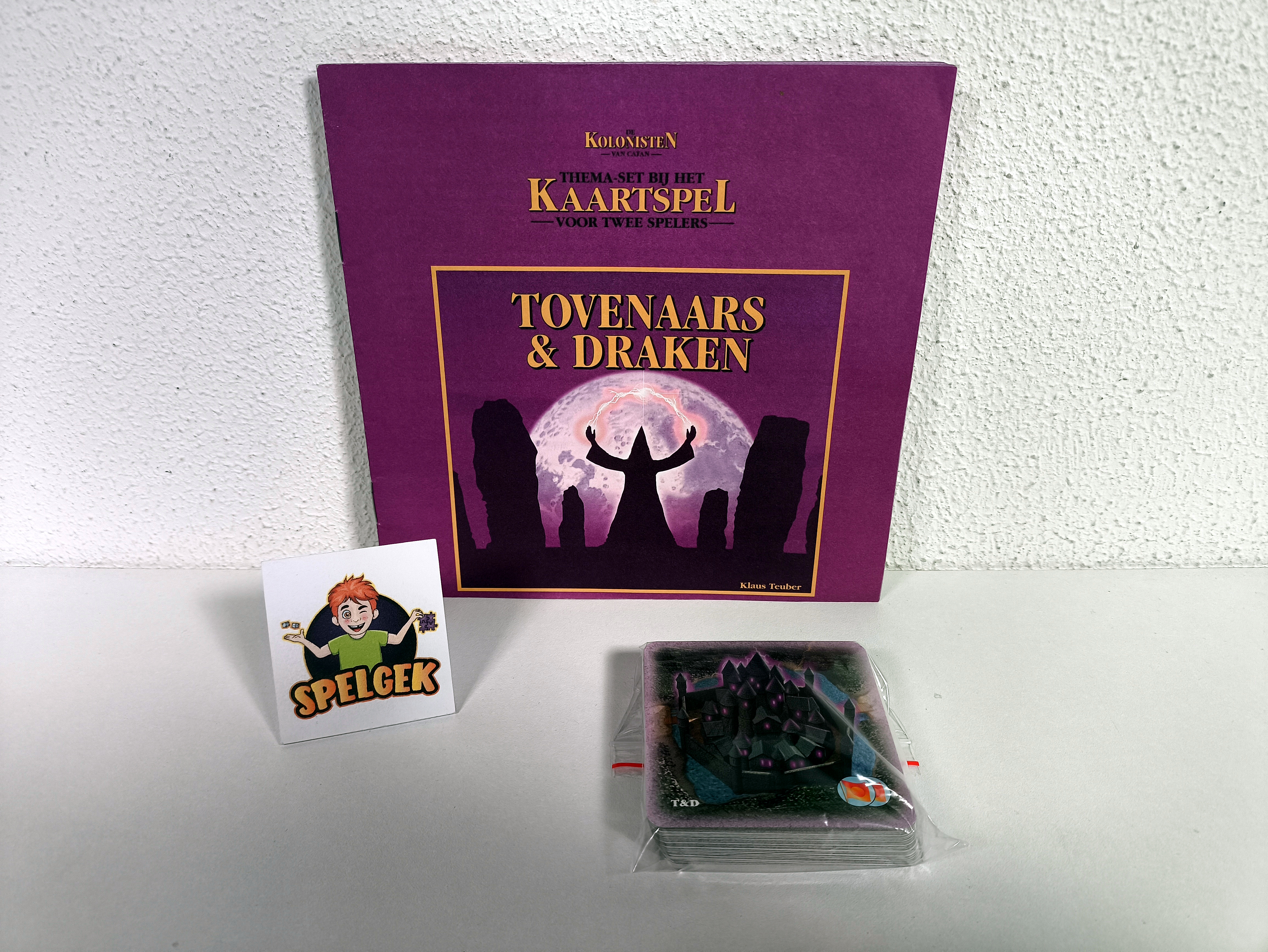 De Kolonisten van Catan Kaartspel - Tovenaars & Draken Uitbreiding