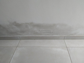 Feuchtigkeitsflecken an der Wand