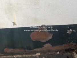 Putz löst sich (Außenwand)