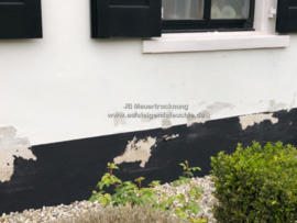 Putz löst sich (Außenwand)