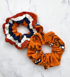 Oranje scrunchie kroontjes