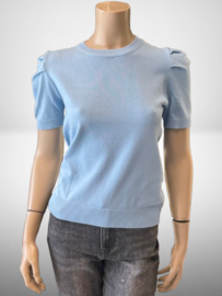 shirt by clara licht blauw