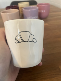 koffie kop croissant