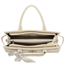 Charm London The Hamptons Shopper