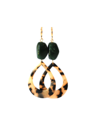 Oorbellen met steen groen en hanger leopard print