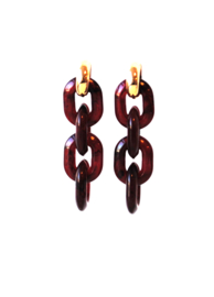 Oorbellen schakels resin bordeauxrood en oorsteker goldplated