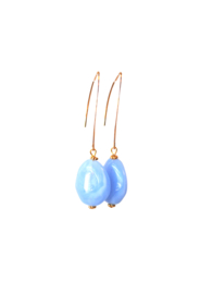 Ellips oorbellen met hanger licht blauw goldplated of verzilverd