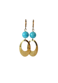 Oorbellen met agaat blauw en hanger oud goud