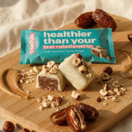 Treatfuls witte chocoladereep met knapperige hazelnoot