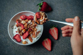 Keto granola met kokos & aardbeien Powerlogy 350g