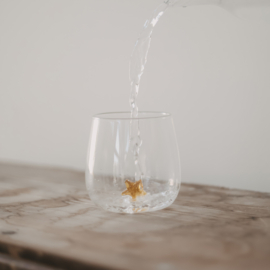 Drinkglas met goudgele ster figuur