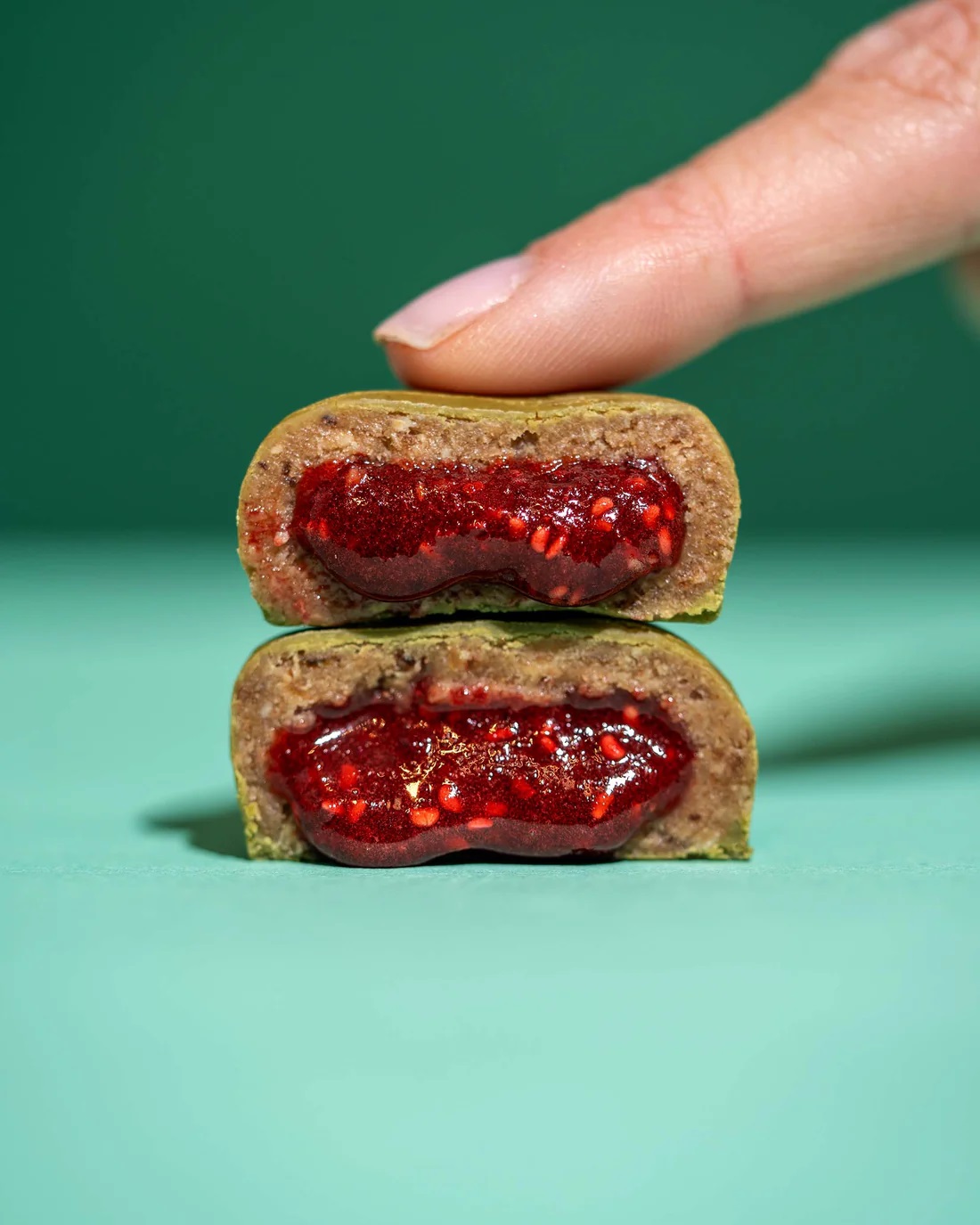 Pralinis matcha raspberry