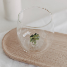 Drinkglas met klavertjevier figuur
