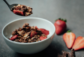 Low carb granola chocolade & aardbeien Powerlogy 350g
