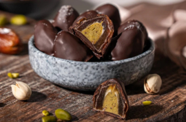 Dadelpralines bomba di pistacchio