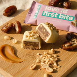 Treatfuls witte chocoladereep met pinda