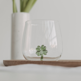 Drinkglas met klavertjevier figuur