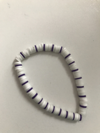 wit met paarse heishi armband 17 cm