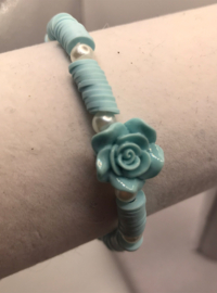 lichtblauwe bloem armband