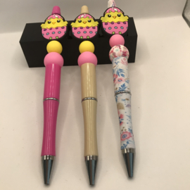 kuikentjes in ei pen