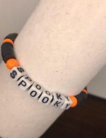 spooky zwart met oranje halloween armband 16 cm