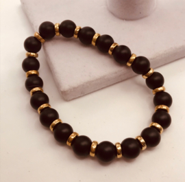 zwarte onyx met schijfjes goud 17 cm