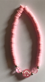licht roze heishi kralen armband 17.5 cm