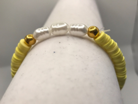 gele parel armband