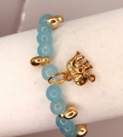 lichtblauwe glas kralen armband