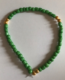 groene rocaille armband 17 cm