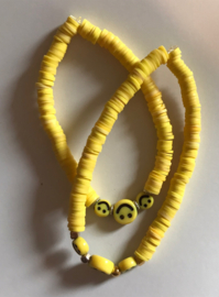 fel gele heishi kralen armband 17 cm