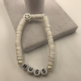hugs heishi armbanden