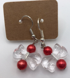 rood met strik oorbellen