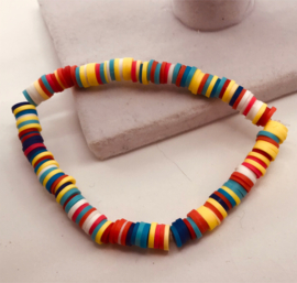 kleurige heishi kralen armband 17-18 cm