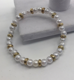 witte parelarmband