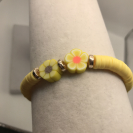 flower girl geel