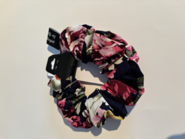 Scrunchie Pretty Roses