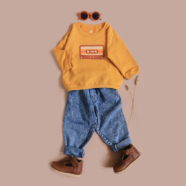 Retro Sweater - Cassette