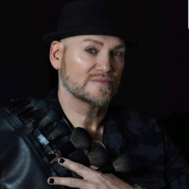 MAKE UP MET RONALD MAASAKKERS 17 OKTOBER 18u45 THEMA: BASE WITH A TOUCH OF X-MAS