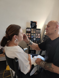 MAKE UP MET RONALD MAASAKKERS 17 OKTOBER 18u45 THEMA: BASE WITH A TOUCH OF X-MAS