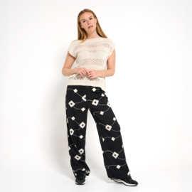 Trui holes offwhite