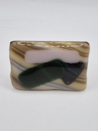 Glazen broche
