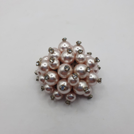 Roze parel broche