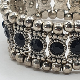 Armband met steentjes