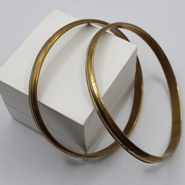 2 koperen armbanden